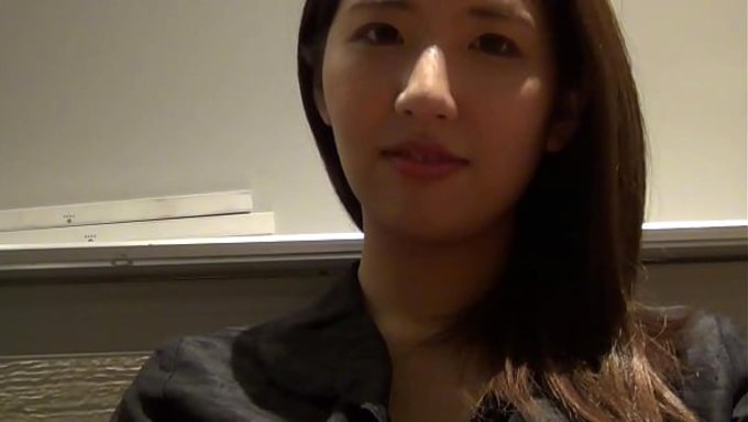 日本熟女诗麻美雪3做爱后的美丽脸庞