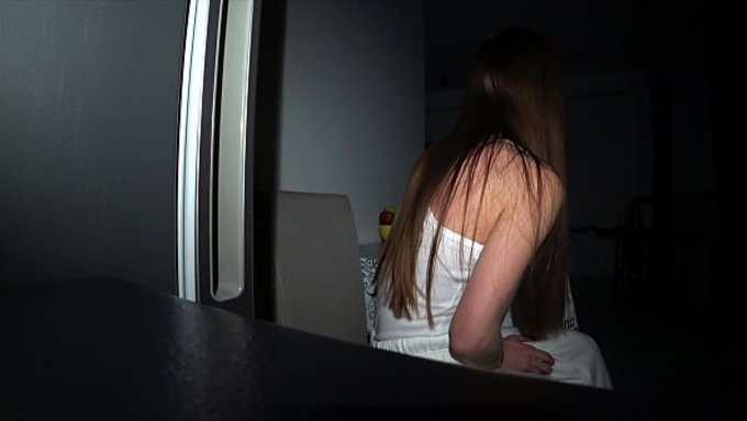 老婆趁我不在家让邻居操她屁眼