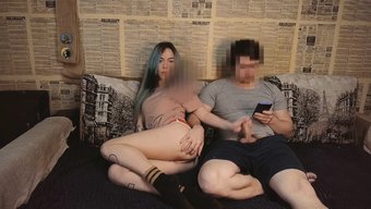 看这个业余少女在经典...