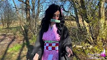 动漫角色扮演女孩ne...