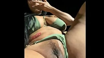 火辣性感的哥伦比亚女...