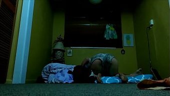 业余曲线美女在性爱中...