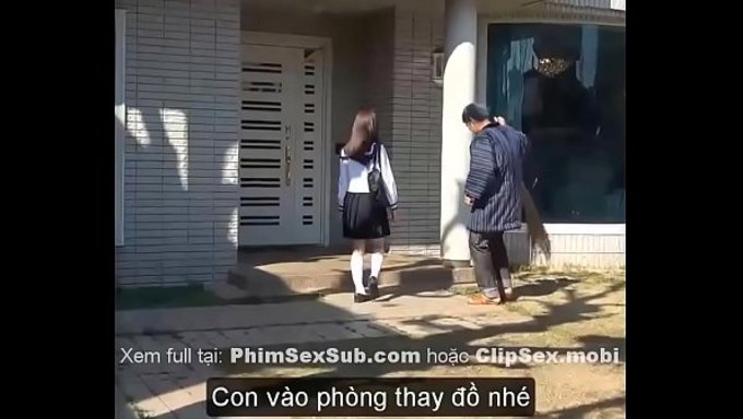 Jav Uncensored - 学妹小穴被射得满满的