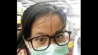 在冠状病毒大流行中,...