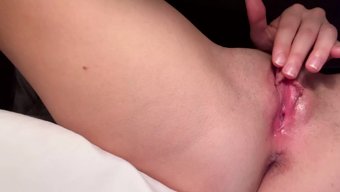 双性恋少女在高清视频...