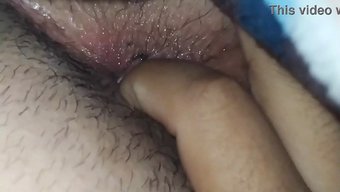 大鸡巴和大自然的乳房...