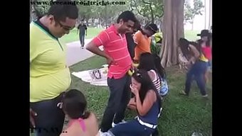 印度阿姨在高清视频中...