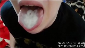 热辣的少女奴隶屈服于射精