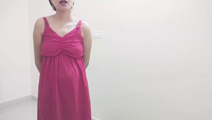 浪漫的印地语短片,特色是印度热辣的补习老师