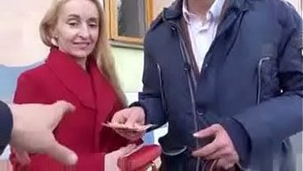 付费性交:快感和金钱...