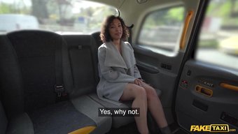 火辣的法国黑美人在户...