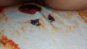 荣耀洞中的乳头游戏和...