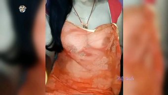 自慰的少女,拥有大自...