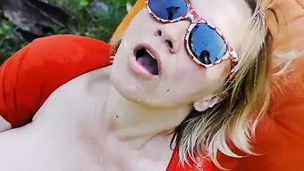俄罗斯成熟女人拥有大...