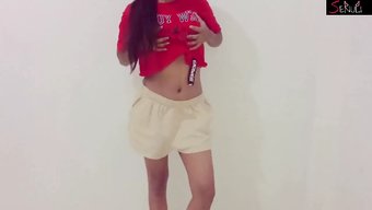 美国双性恋暴露狂青少...