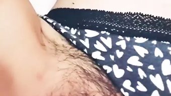 亚洲女学生在pov中...