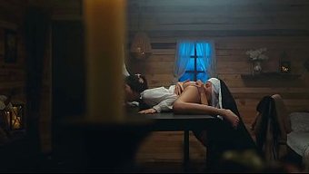 肛内射让futa尼姑三人行玩到高潮