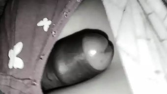 18岁的妻子被深深地...