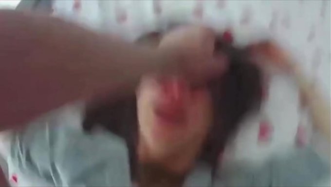 我老婆在现实生活中被她的朋友操着她多汁的屁股。