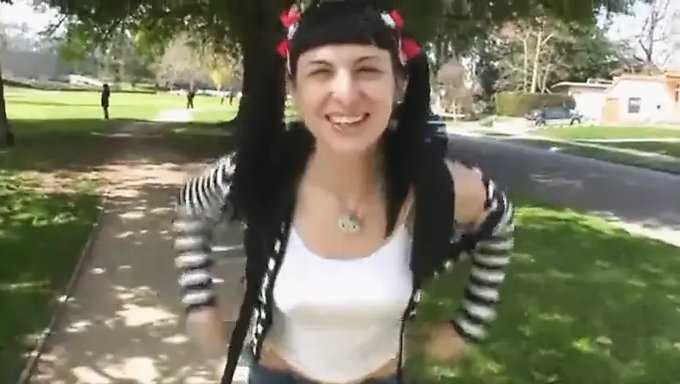 Bailey Jay的感性表演