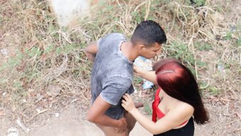 我拿起我的红发女友,...