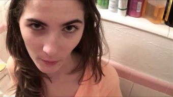大奶女儿在pov中被...