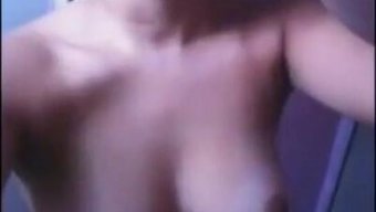 业余秘鲁夫妇在热门视...