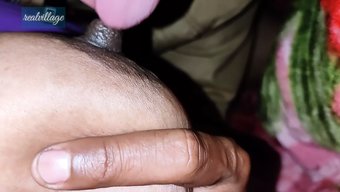 18岁的印度女孩在日...