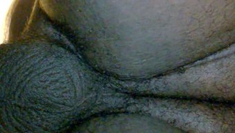 成熟的美女被黑人帅哥内射