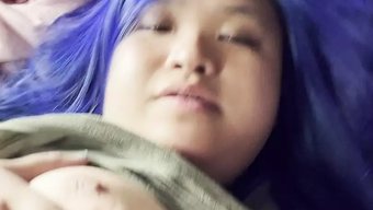 丰满的亚洲女性的亲密区域
