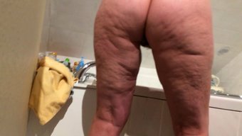 阿斯特里德的火热屁股...