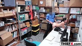犯罪少女的惩罚 - ...