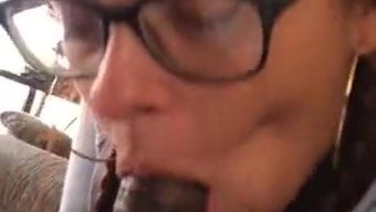 拉丁情侣在热辣的性爱...