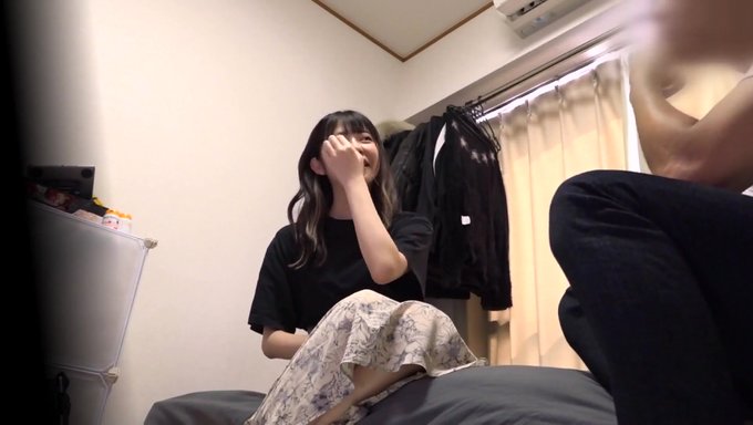 Hinako Mori的日本内衣和传教士口交技巧