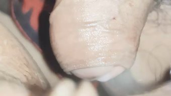 大天然乳房阿姨在房间...