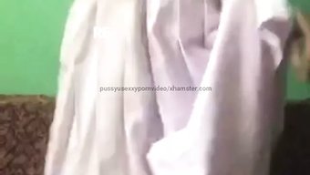 说辛哈拉语的少女露骨...