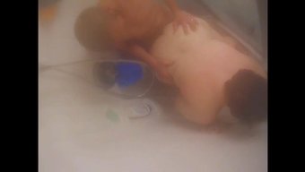 已婚大奶女人和大屌自...