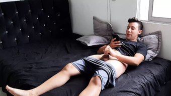 少女拉丁美女给表妹的...