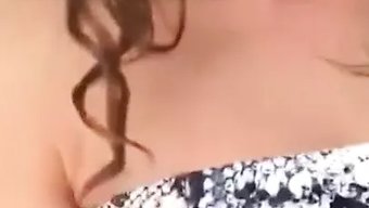 惊人的少女(18+)...