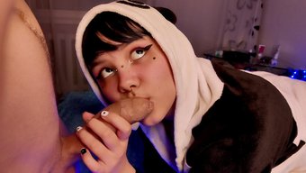 准备好被这个热辣的自...