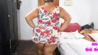 少女(18+)与她的...