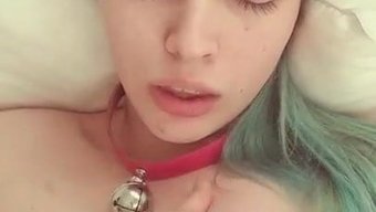 甜美的女孩与变性人调皮
