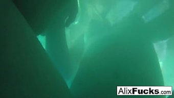 Jenna和alix...
