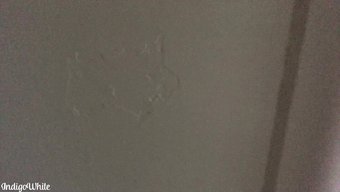 照顾你的白种人情人