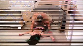 熟女被继子的口交技巧内射了