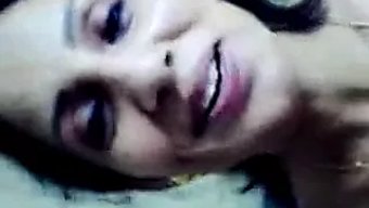 熟女夫妇在高清视频中...