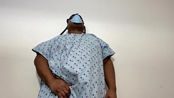 大黑屌的独奏男孩害怕...