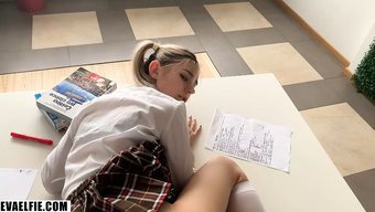欧洲大学生eva E...