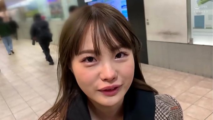 日本萝莉松本一香(Ichika Matsumoto)是个爱做爱的骚气平胸女友。