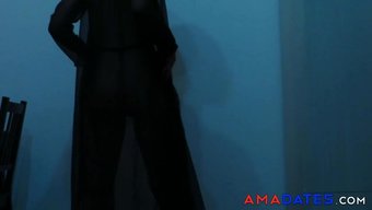与俄罗斯美女激烈深喉和肛交